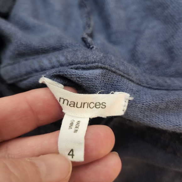 Maurice's thin hoodie - Picture 2 of 11